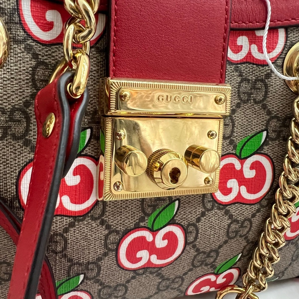 Authentic Gucci GG Supreme Apple Print Padlock Shoulder Bag 🍎✨ - Picture 12 of 16